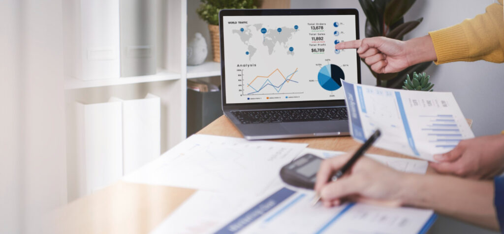 Businesspeople-meeting-plan-analysis-graph-company-finance-strat - Rupetta Consultancy - Rupetta Consultancy Rupetta Consultancy - Digital Advertisement Service